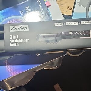 Easkep 3 in 1 Straightener Brush